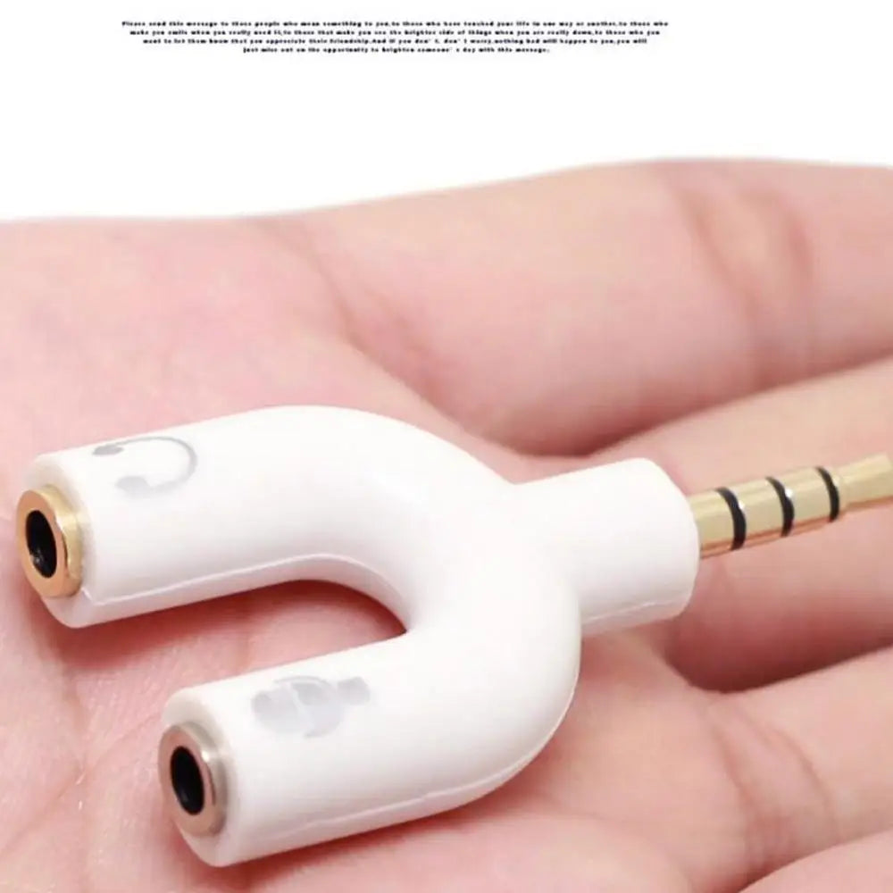 3.5mm Headphone & Microphone Splitter – U-Shaped Adapter