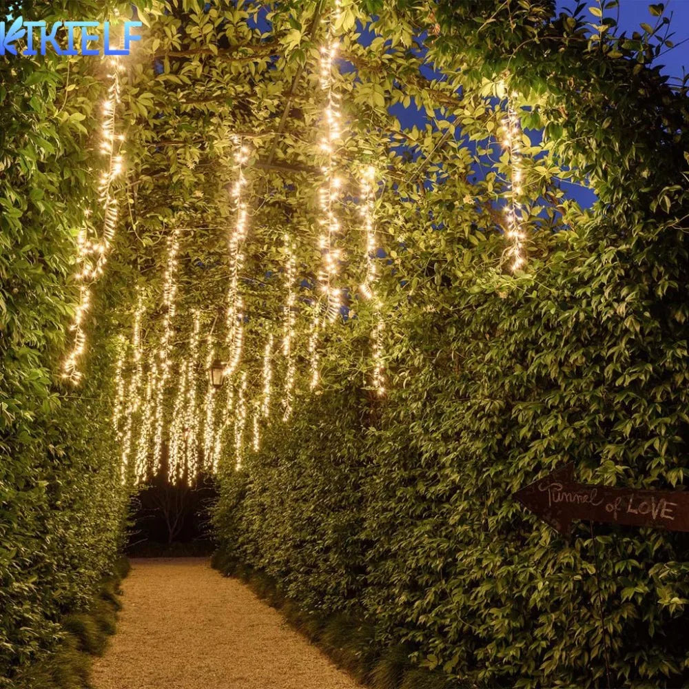 Warm White LED Firecracker Curtain Lights – Connectable, 3 Drops