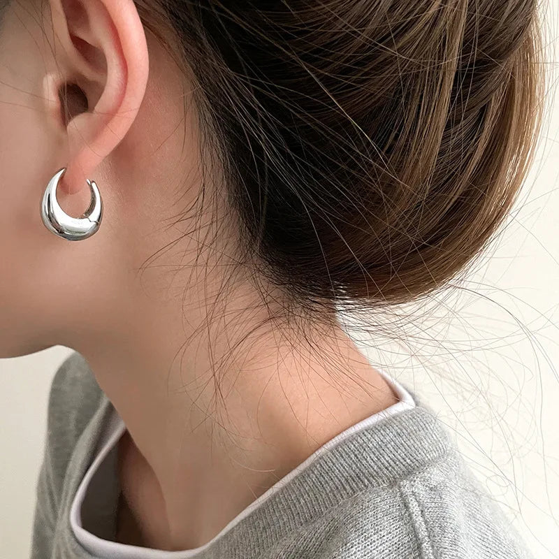 Sculpted Chunky Hoop Earrings in Polished Metal Finishes