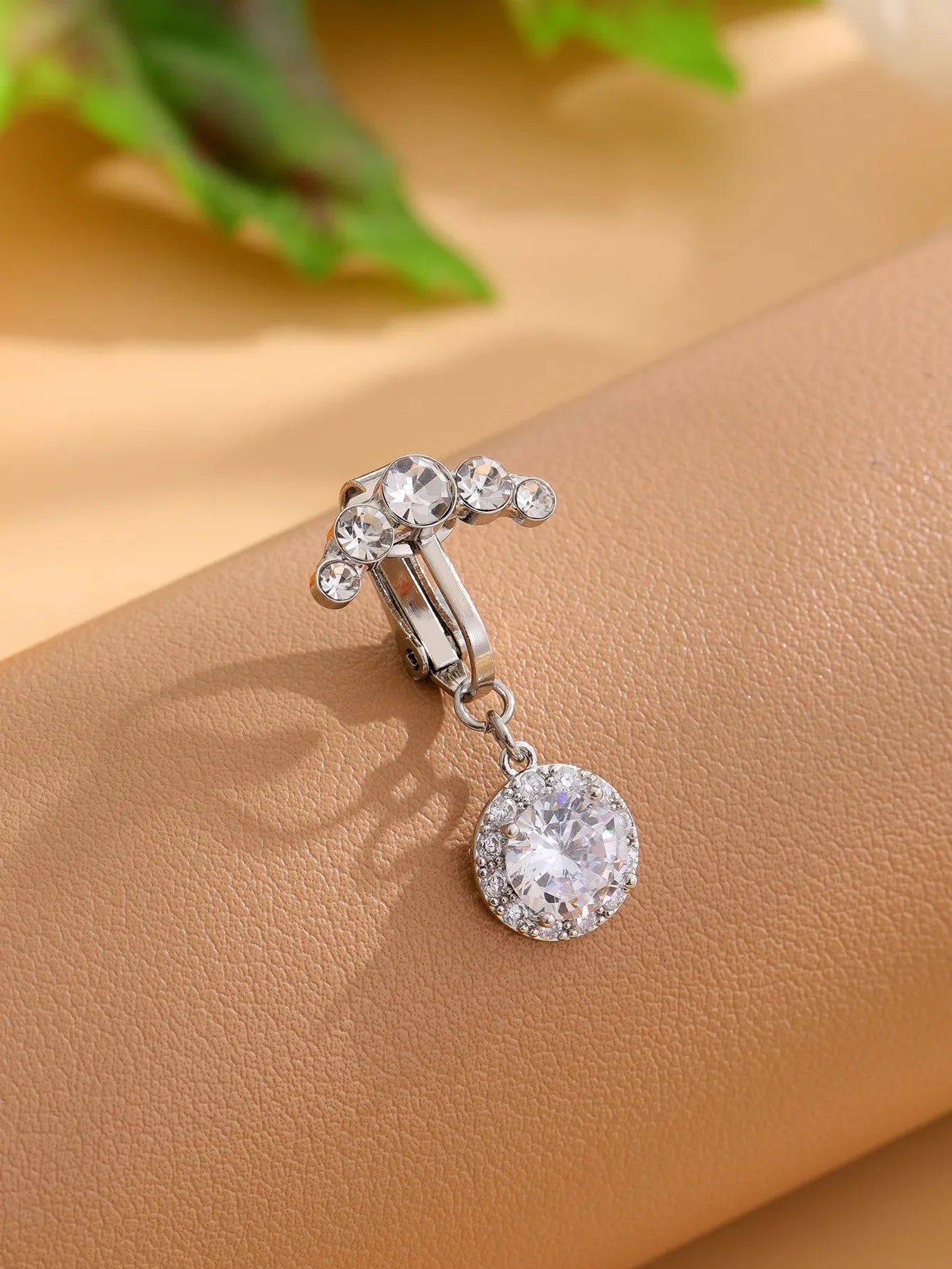 Long Dangled Flower Crystals Belly Button Rings Sexy Curved Navel Piercing for Women Girls 5 Zircons Belly body Jewelry 1 Piece