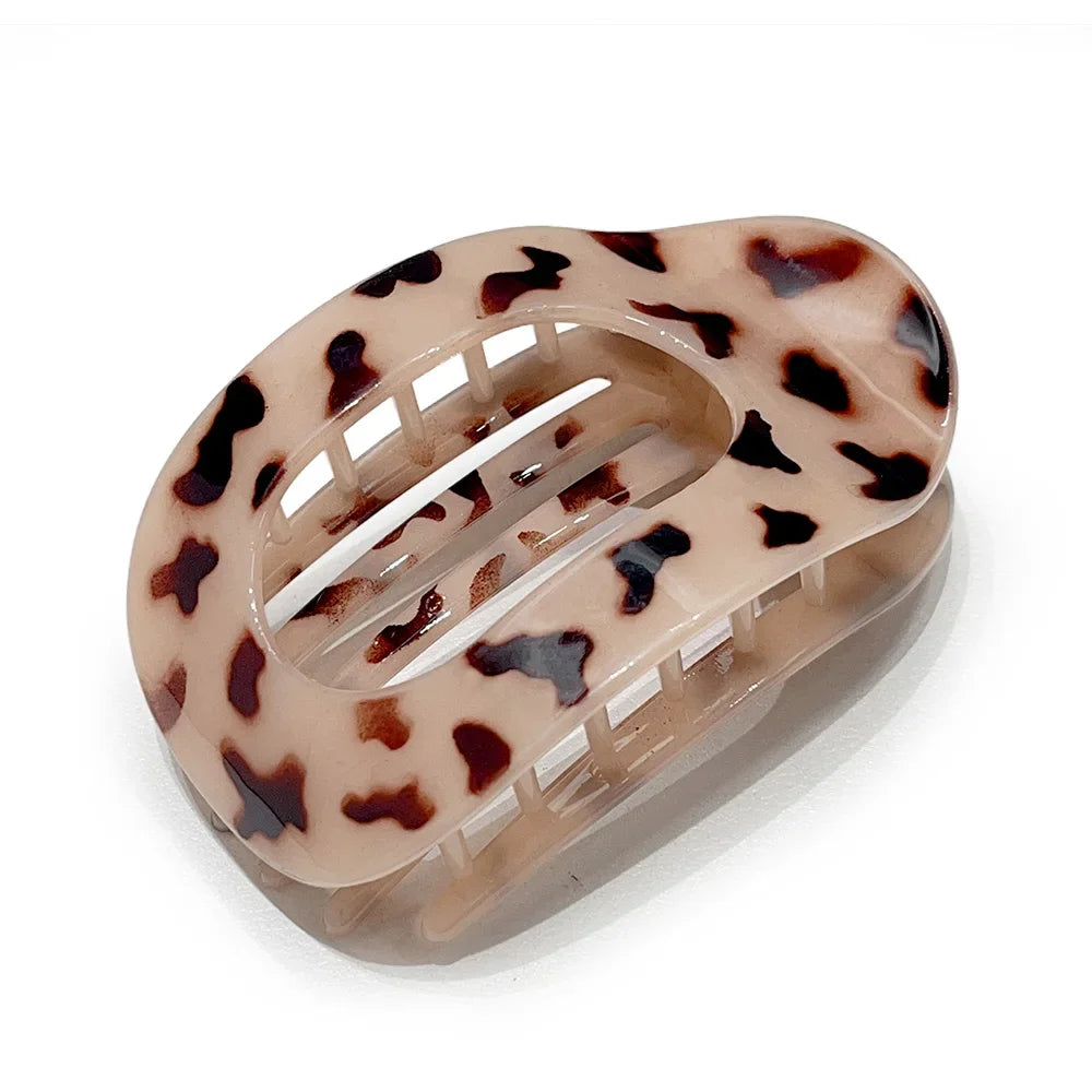 Leopard Matte Oval Hair Claw Clip for Women New Design Curved Flat Acrylic Barrettes Fashion Styling Hair Accessories
