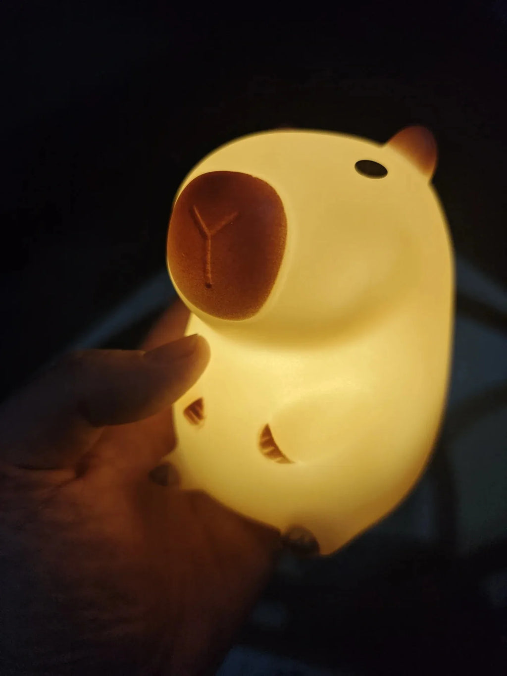 Capybara-Shaped Decorative Night Light – Yellow