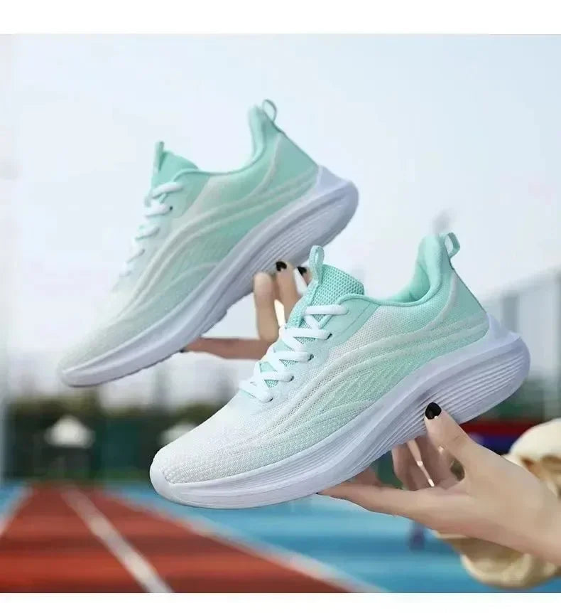 Lässige Laufschuhe Sommer-Mode rutschfeste Wander-Mesh atmungsaktive Sportschuhe Tennis Damen Trend Damen-Sneaker Paar