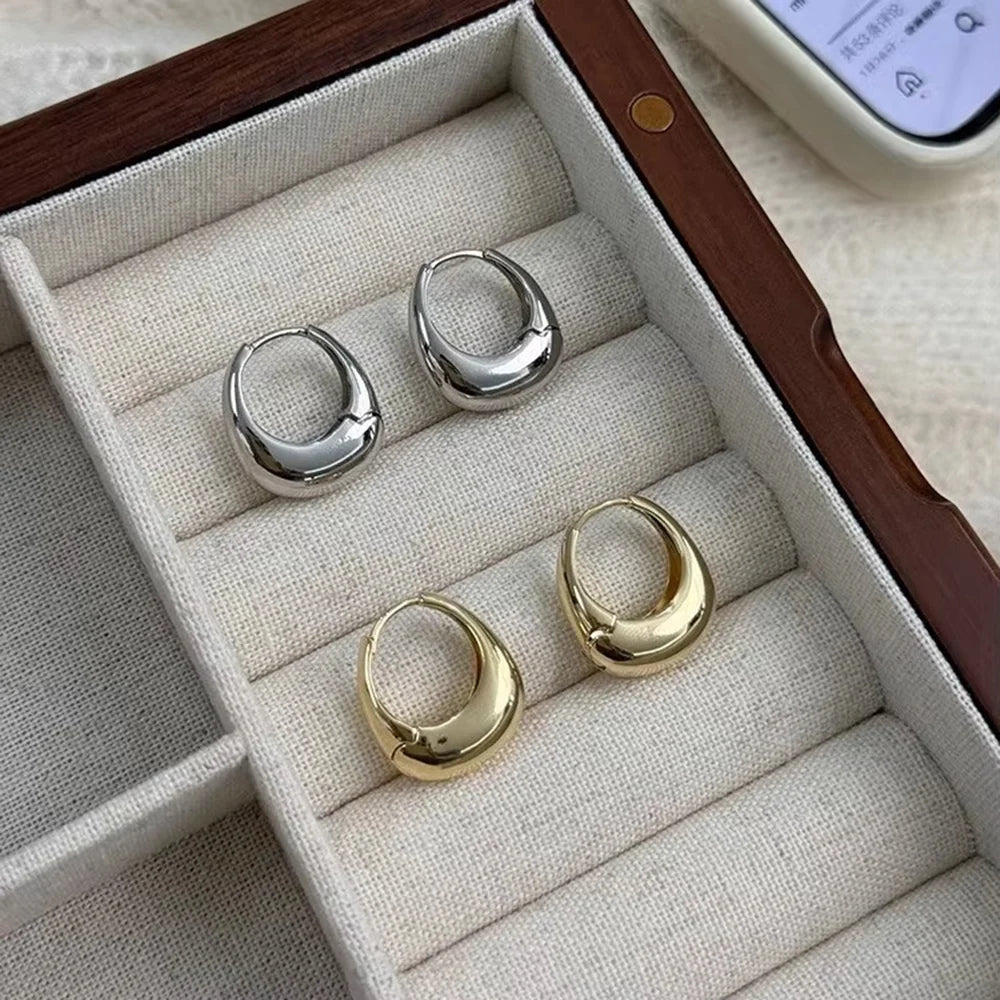 Polished Chunky Hoop Earrings – Gold or Silver Tone