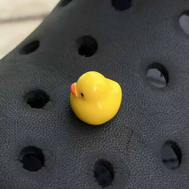 3D Cute Duck Noctilucent Shoe Charms for Crocs Garden Sandal Clogs Pins Decorations Slipper Accessories Girl Women Gift