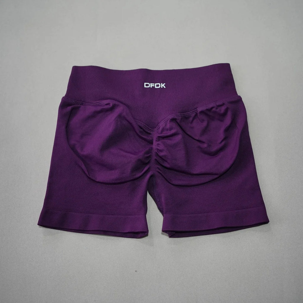 High-Waisted Yoga Shorts for Women – Slim Fit, Hip-Lifting Activewear