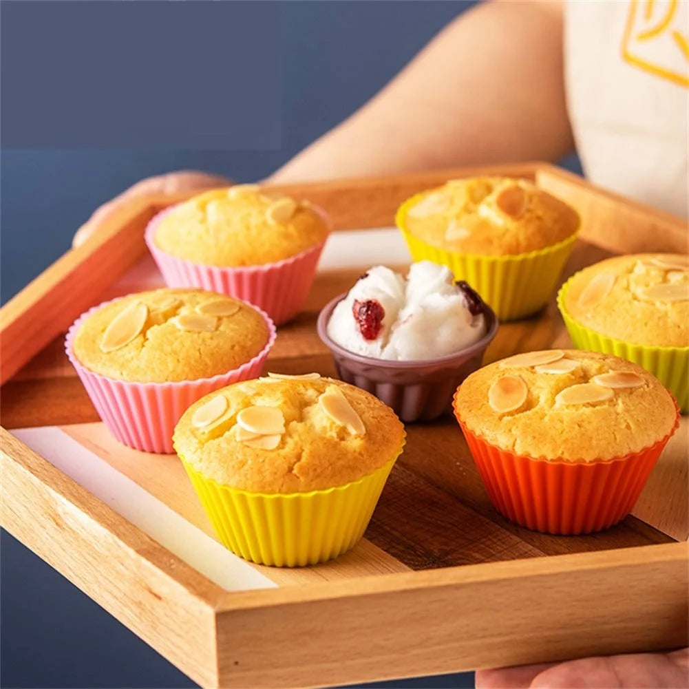 Reusable Silicone Cupcake Liners – 6 or 12 Pieces, Four Shapes