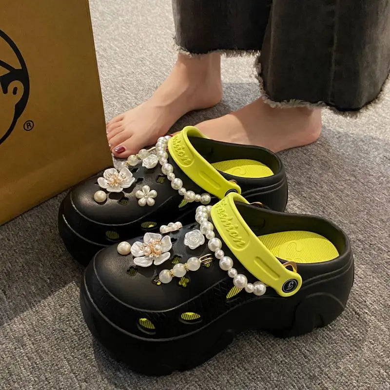 Luxus DIY Perlenkette Rutschfeste Clogs Damen Sommer 2026 Komfort Plateau Slip On Sandalen EVA Dicke Sohle Outdoor Hausschuhe