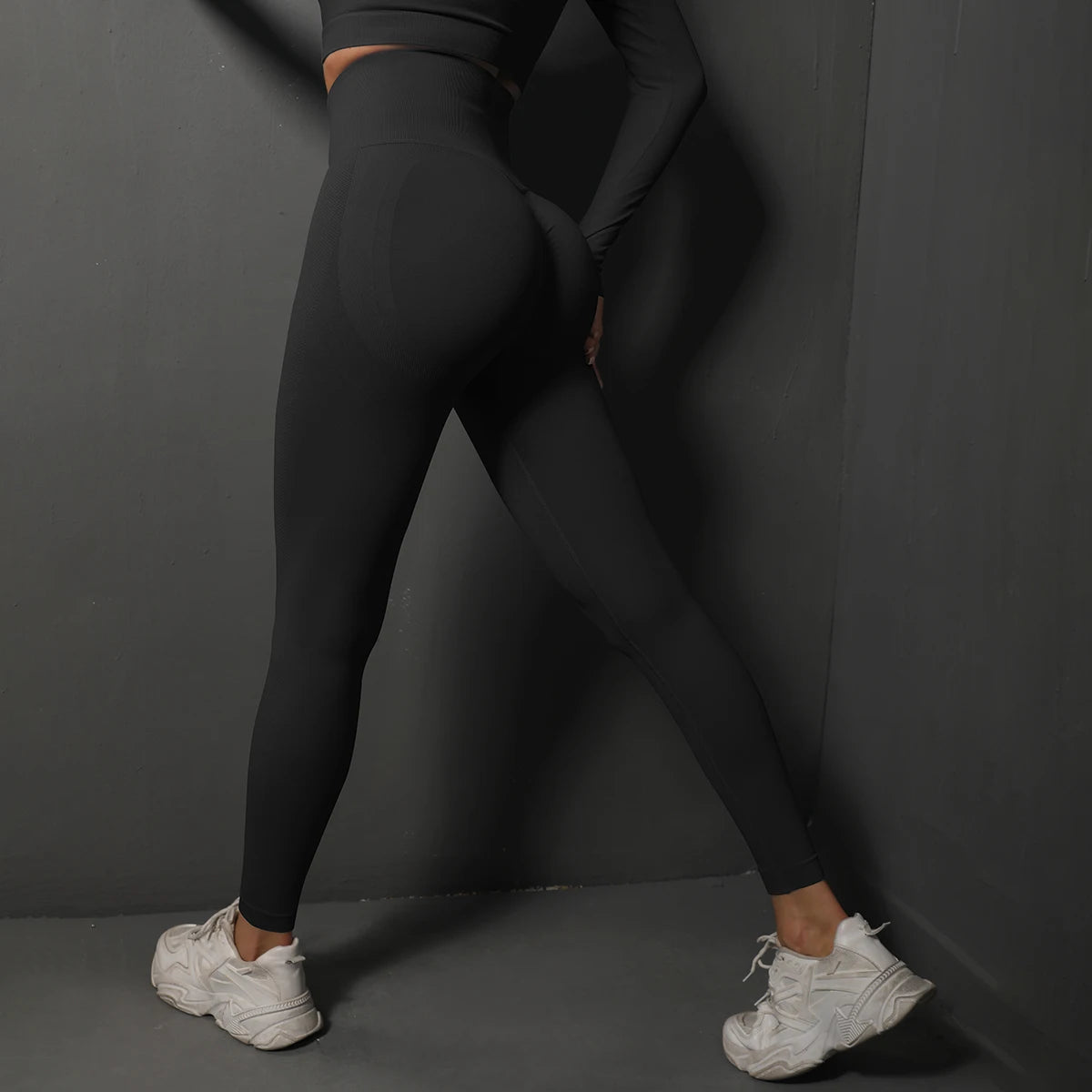 Seamless Booty-Lifting Gym Leggings – High Waist Tummy Control, Squat-Proof, All Season