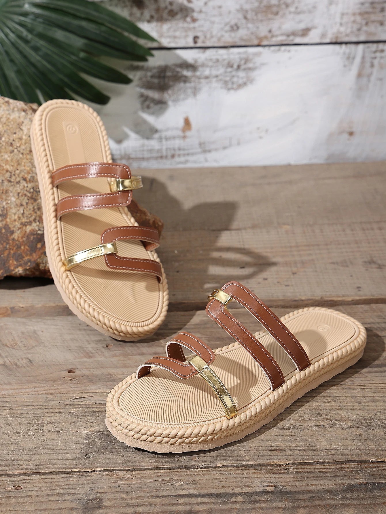 Women's Summer Flat Sandals with Open Toe Slip Sleeves, Casual Beach Shoes and Daily Shoes, Women's Non-Slip Lightweight Sandals
