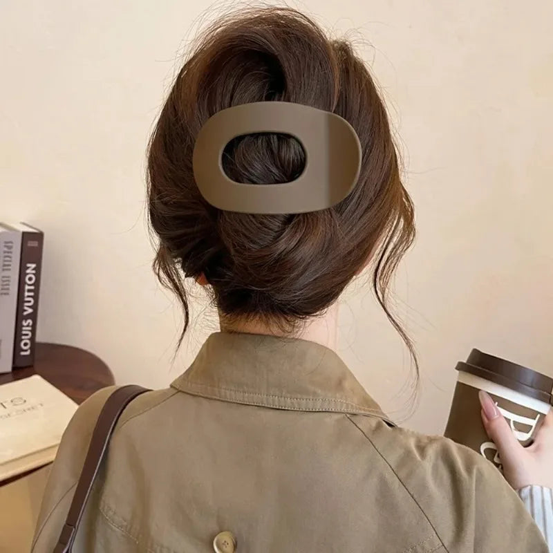 Leopard Matte Oval Hair Claw Clip for Women New Design Curved Flat Acrylic Barrettes Fashion Styling Hair Accessories