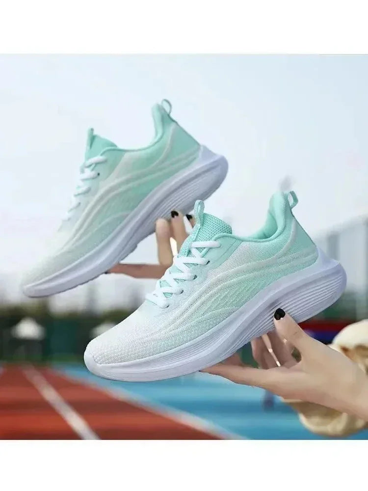 Lässige Laufschuhe Sommer-Mode rutschfeste Wander-Mesh atmungsaktive Sportschuhe Tennis Damen Trend Damen-Sneaker Paar