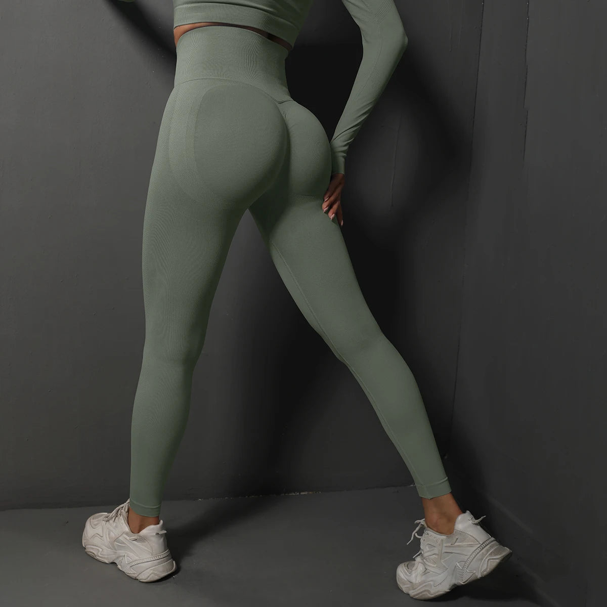 Seamless Booty-Lifting Gym Leggings – High Waist Tummy Control, Squat-Proof, All Season
