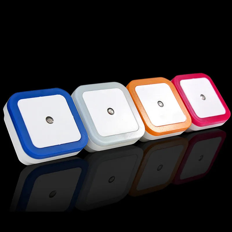 Plug-In LED Night Light with Dusk-to-Dawn Sensor