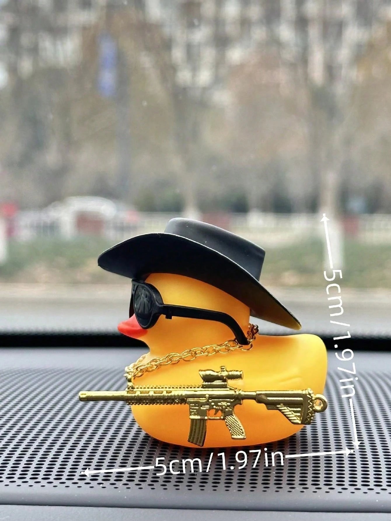1 cute rubber duck wearing sunglasses - eye-catching car dashboard decoration, durable and fun interior accessory, perfect gift for duck collectors and car enthusiasts, party favor, Halloween, Christmas, Thanksgiving, assorte