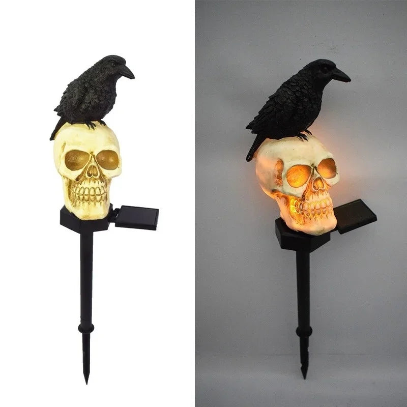 Solar Skull & Crow Garden Stake Light – Halloween Decoration