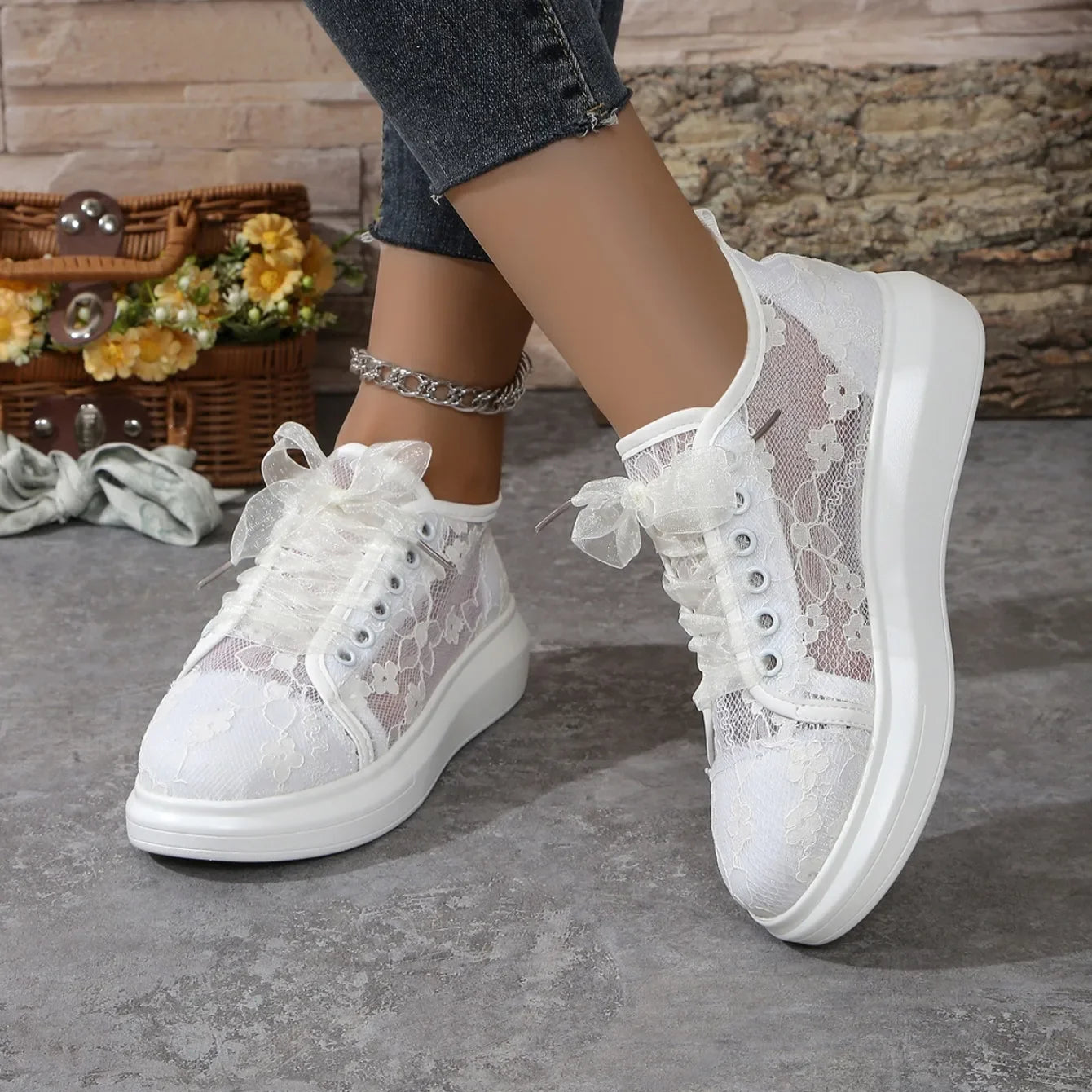 Women Sneakers 2025 New Fashion Summer Casual White Shoes Lace Canvas Breathable Designer Shoes Woman Sneakers Zapatos De Mujer