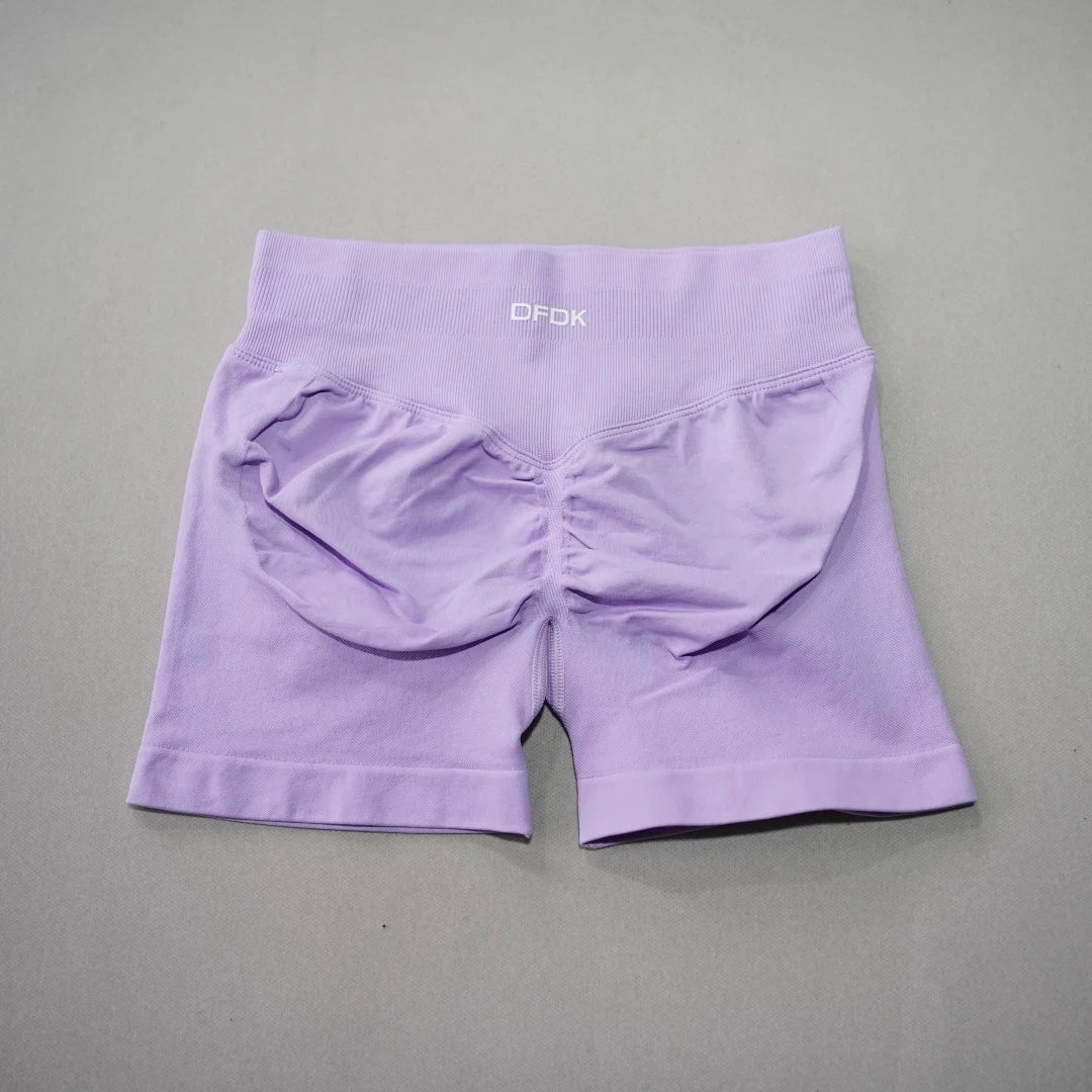 High-Waisted Yoga Shorts for Women – Slim Fit, Hip-Lifting Activewear