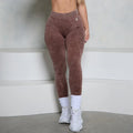 Women's High-Waisted V-Back Scrunch Leggings