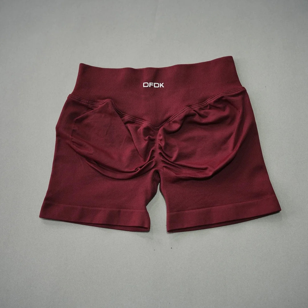 High-Waisted Yoga Shorts for Women – Slim Fit, Hip-Lifting Activewear