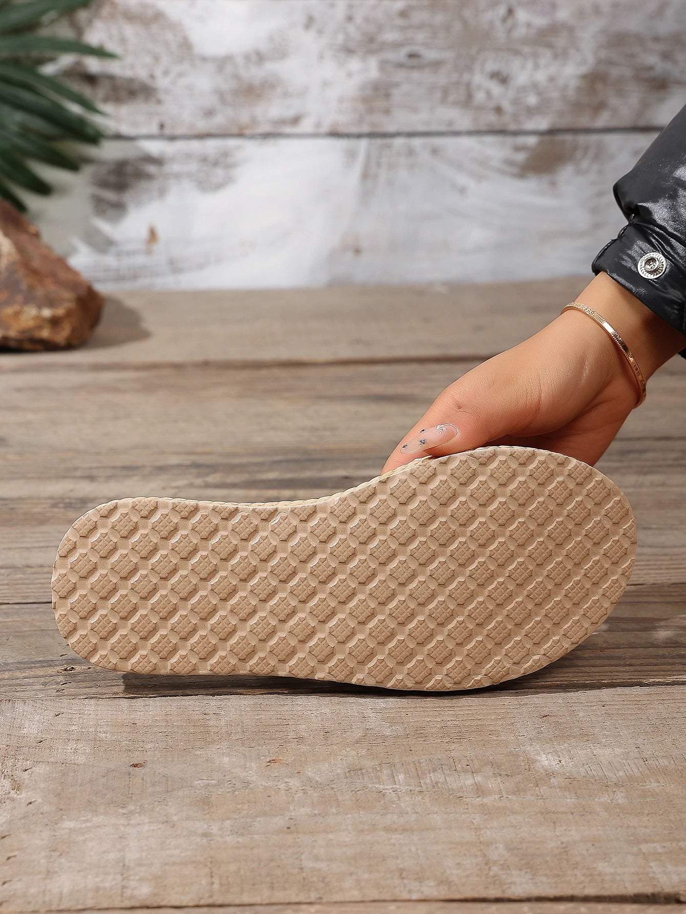 Women's Summer Flat Sandals with Open Toe Slip Sleeves, Casual Beach Shoes and Daily Shoes, Women's Non-Slip Lightweight Sandals