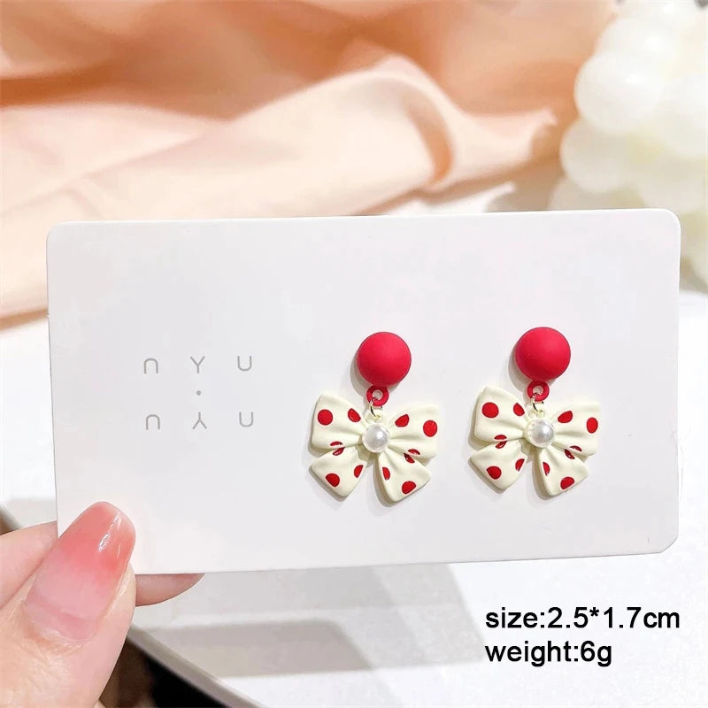 Pure White Women's Dangle Earrings Blooming Flower Acrylic Enamel Butterfly Imitation Pearl Heart Hanging Earrings Elegant Brinc