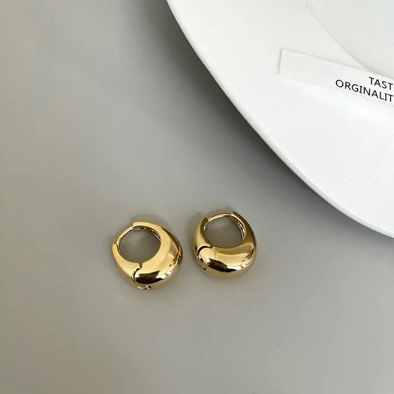 Sculpted Chunky Hoop Earrings in Polished Metal Finishes