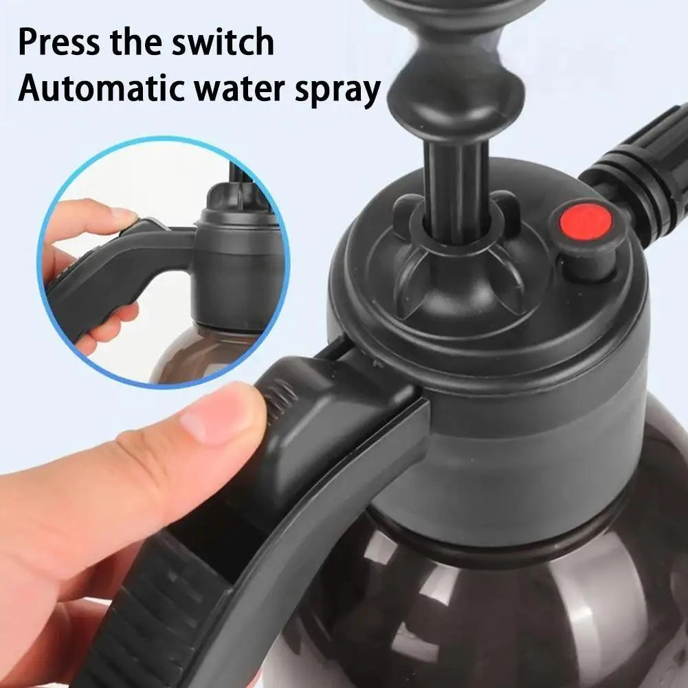 Hand-Pump Foam Sprayer – 2-Liter Tank