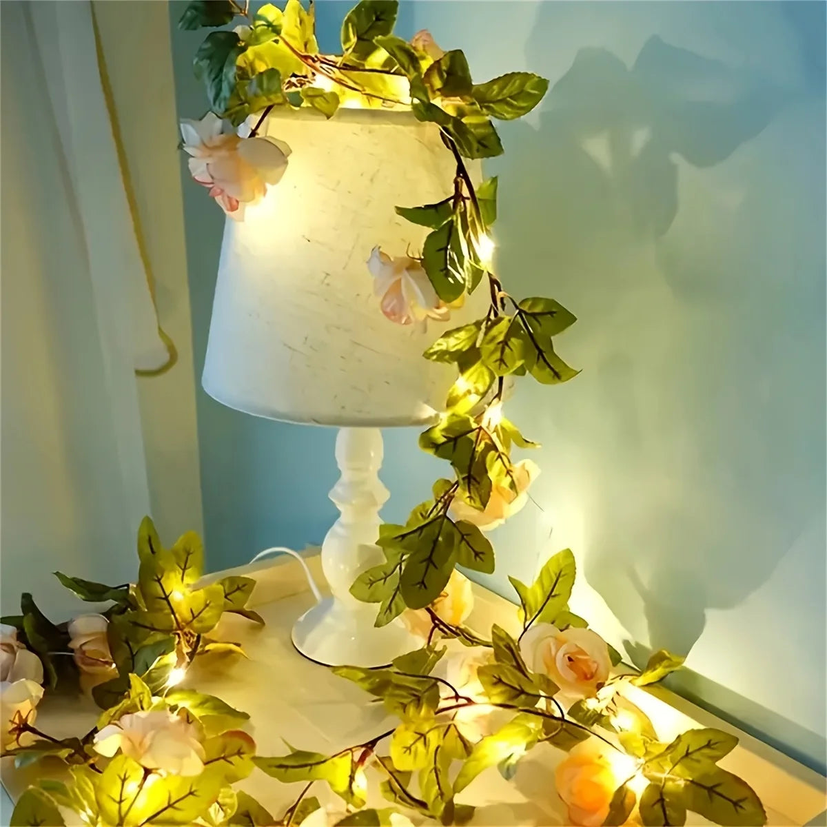 LED Rose Garland String Lights Battery Powered Fabric Flower String Light Suitable for Home Decoration Seasonal Parties