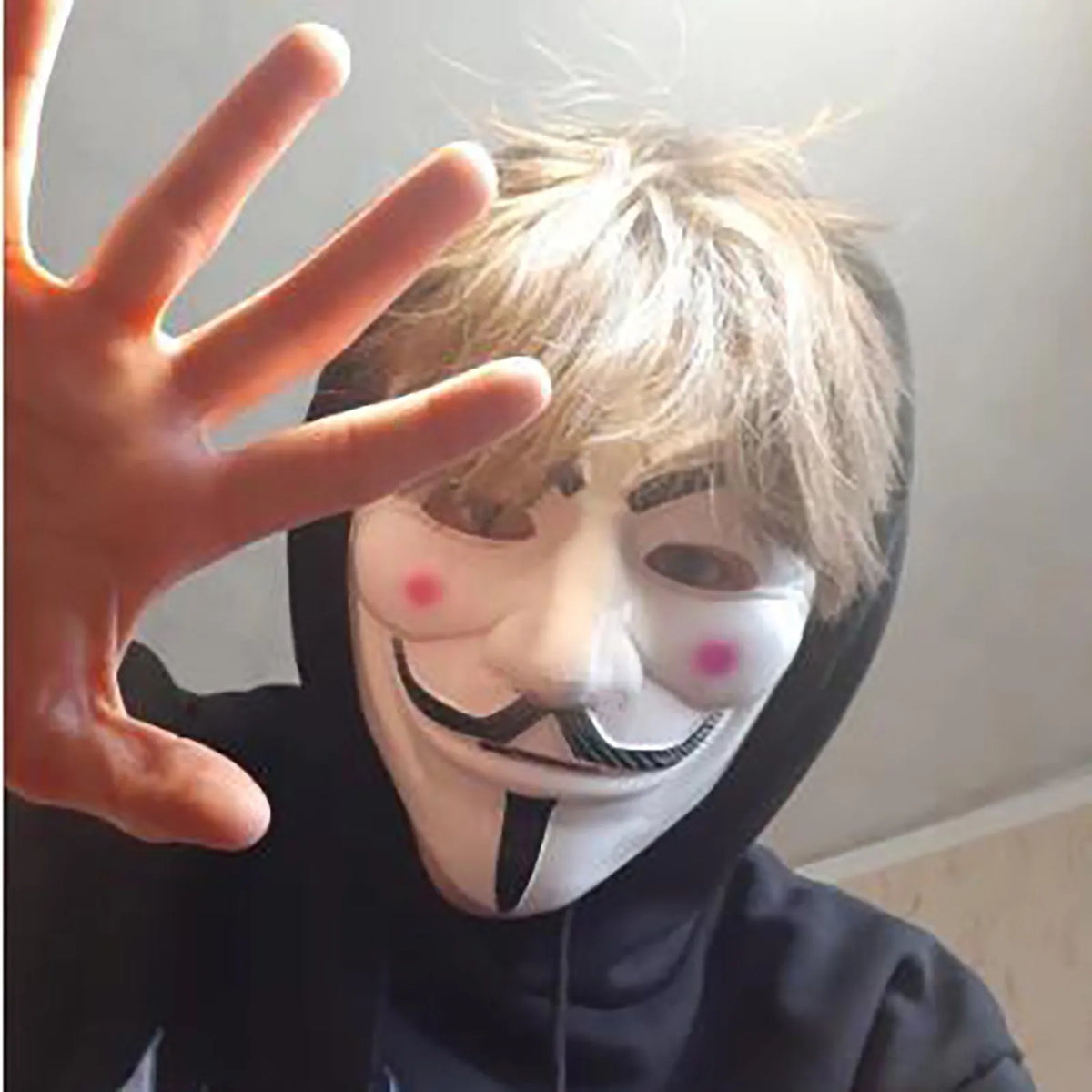 Guy Fawkes-Style Full-Face Costume Mask – 1 Piece
