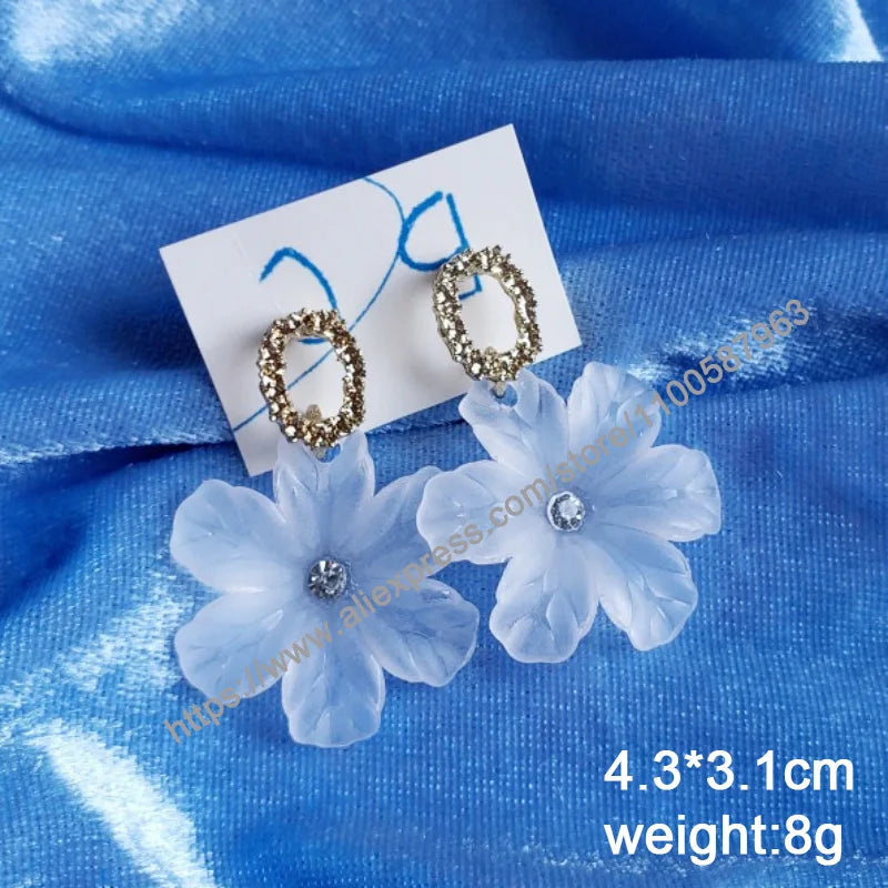 Pure White Women's Dangle Earrings Blooming Flower Acrylic Enamel Butterfly Imitation Pearl Heart Hanging Earrings Elegant Brinc