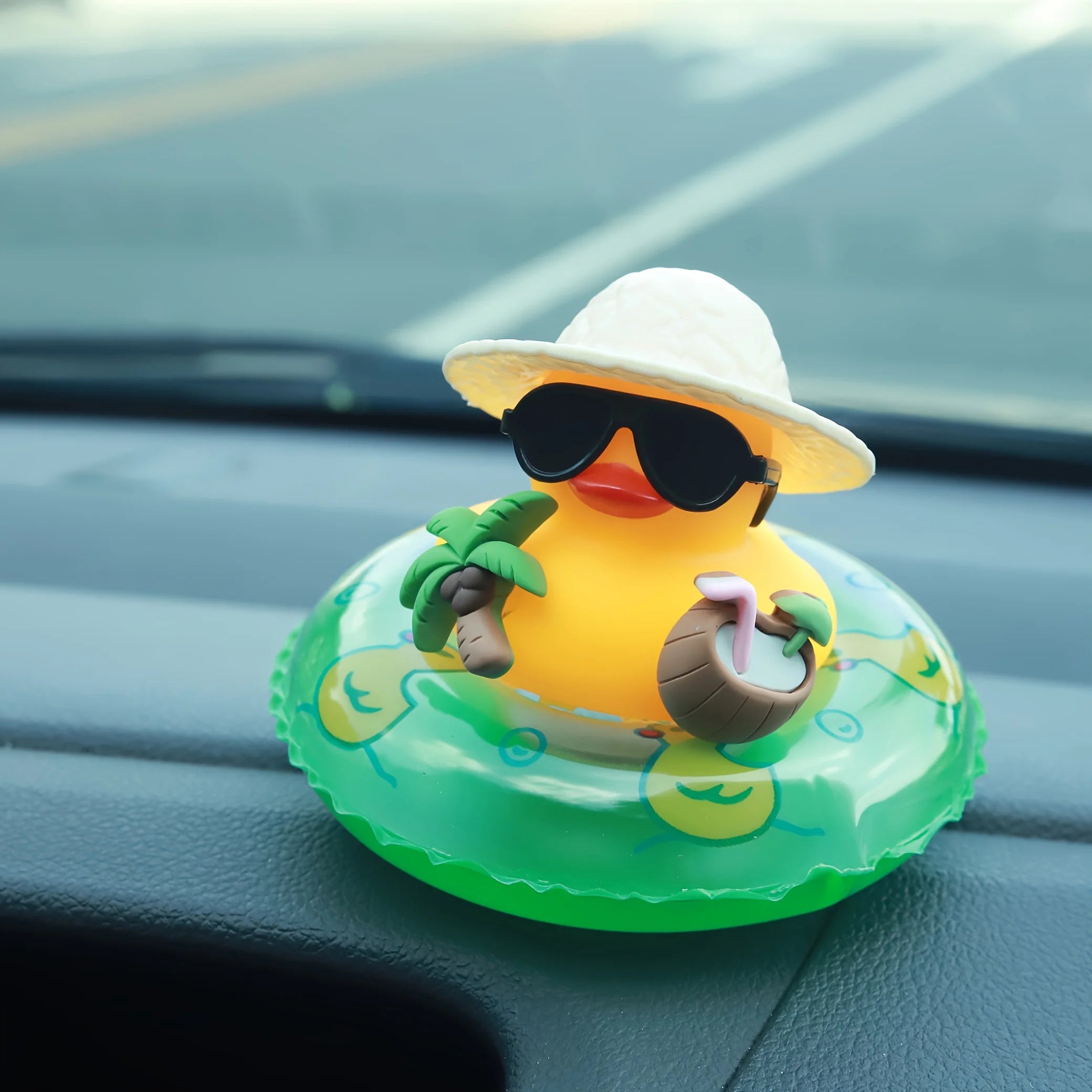 Cute Summer Beach Duck Car Ornament, Sunglasses Rubber Duck with Swim Ring, Dashboard Decor for Car Interior & Holiday Gifts