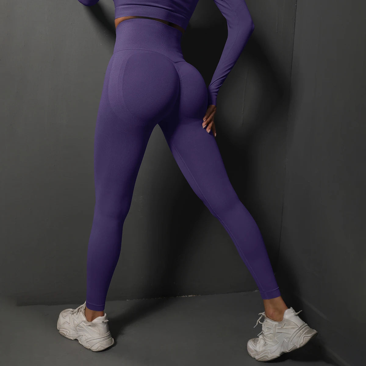 Seamless Booty-Lifting Gym Leggings – High Waist Tummy Control, Squat-Proof, All Season