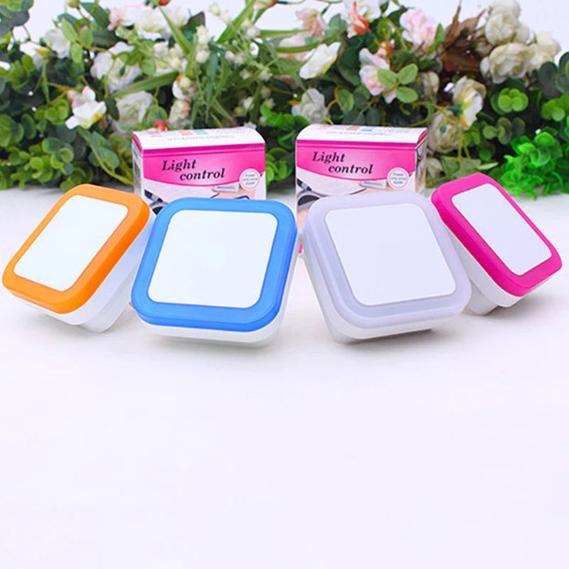Plug-In LED Night Light with Dusk-to-Dawn Sensor