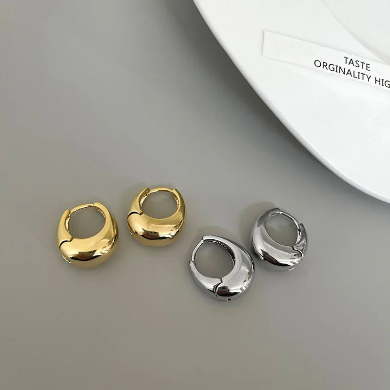 Sculpted Chunky Hoop Earrings in Polished Metal Finishes