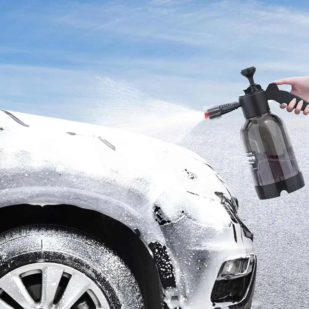 Hand-Pump Foam Sprayer – 2-Liter Tank