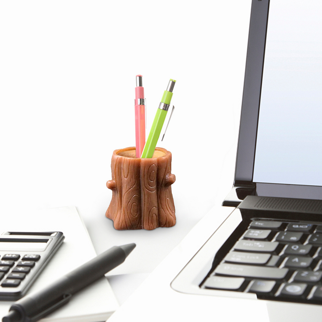 Evil Squirrel Anti-Stress Squishy Toy – Cute Desk Fidget & Pen Holder